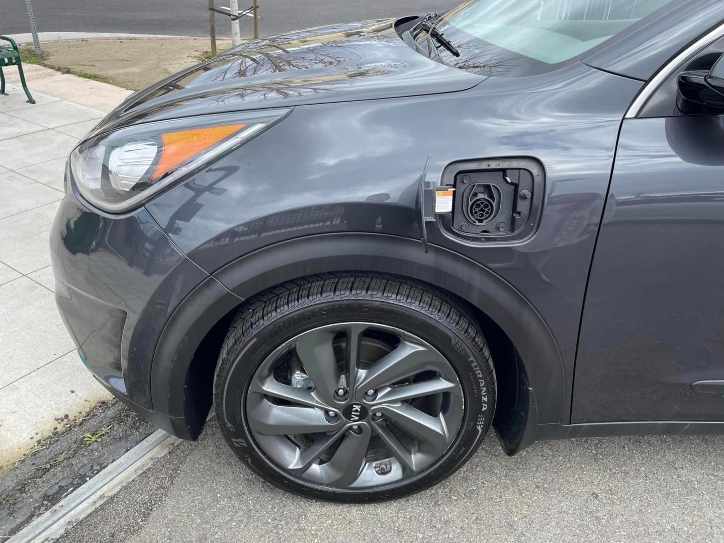 2019 DARK GRAY /GRAY Kia Niro Plug In Hybrid (KNDCD3LD9K5) , located at 744 E Miner Ave, Stockton, CA, 95202, (209) 944-5770, 37.956863, -121.282082 - Photo#4